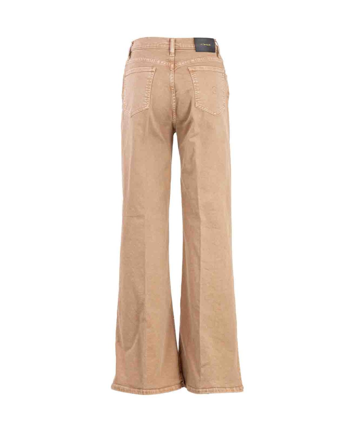 shop DON THE FULLER Saldi Jeans: Don The Fuller jeans "West" a zampa.
Elasticizzato.
Modello 5 tasche.
Passanti per cintura.
Vita alta.
Chiusura con zip e bottone.
Composizione: 98% Cotone 2% Elastan.
Fabbricato in Italia.. WEST DTF KE FW1835-C number 9621513